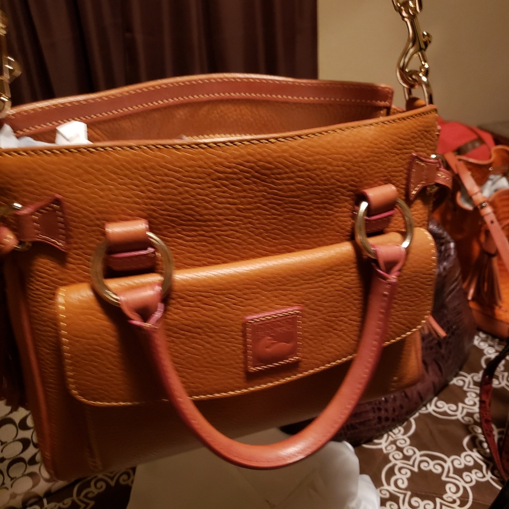Dooney & Bourke